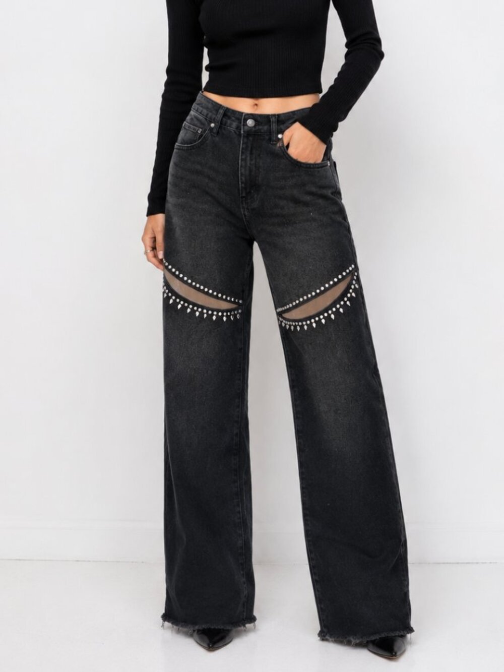 tractrBLU Black Studded Jeans – Size 12